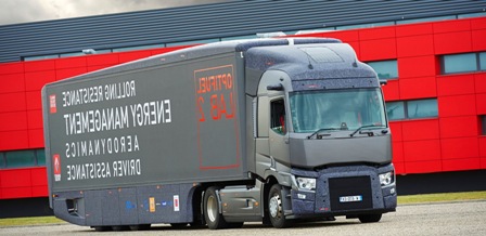О безопасности водителей грузовиков готова позаботится компания Renault Trucks